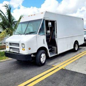 2000 Freightliner Step Van Used