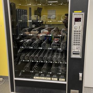 Automatic Products SnackShop 7600 Snack Vending Machine