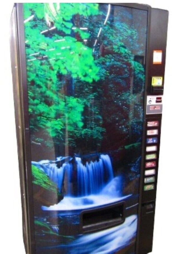 DIXIE NARCO DN 501E 9 SELECTION SODA DRINK VENDING MACHINE with Manual /Key