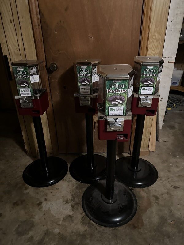 used 8 Mint vending machines for sale